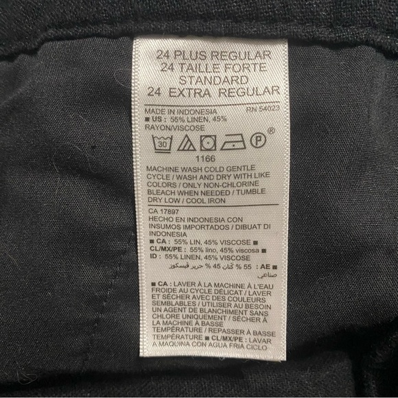 Old Navy Black Linen Blend Mid Rise Shorts - Picture 5 of 5